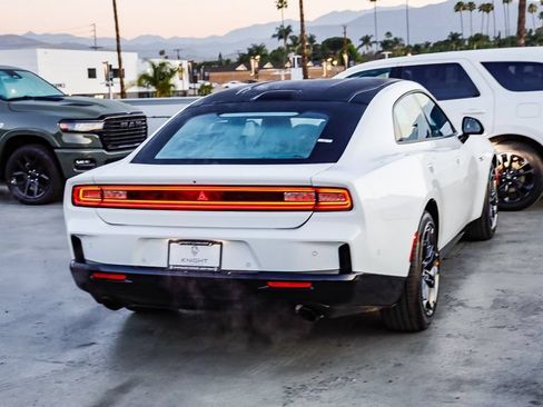 New 2026 Dodge Charger R/T AWD/4WD image 9