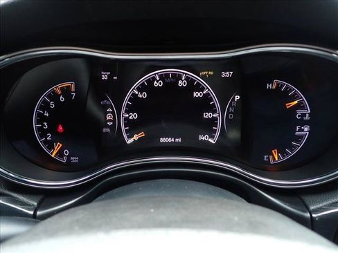 Used 2018 Jeep Grand Cherokee Trailhawk w/ Trailhawk Luxury Group AWD/4WD image 27