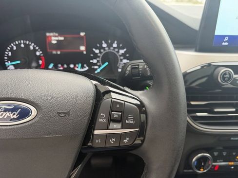 Used 2022 Ford Escape SEL image 20