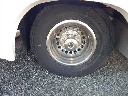 Used 2015 Mercedes-Benz Sprinter 3500 image 25