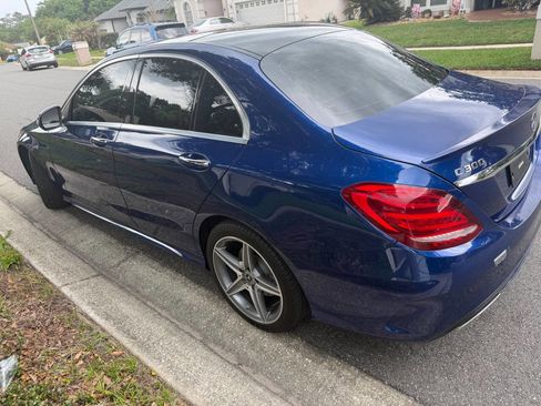 Used 2017 Mercedes-Benz C 300 4MATIC Sedan image 7