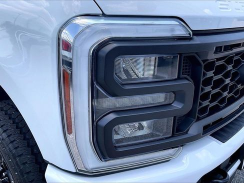 Used 2024 Ford F250 XL w/ STX Appearance Package AWD/4WD image 26