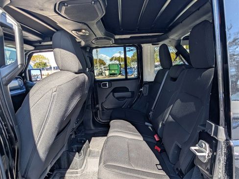 Certified 2022 Jeep Wrangler Unlimited Sport w/ Sun And Sound Package image 12