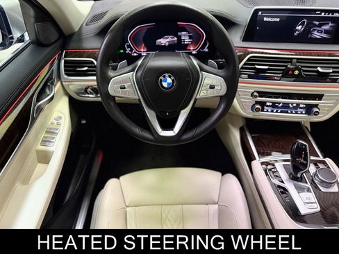 Used 2021 BMW 750i xDrive image 2