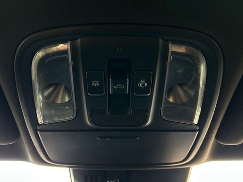 Used 2018 Kia Stinger GT2 image 41