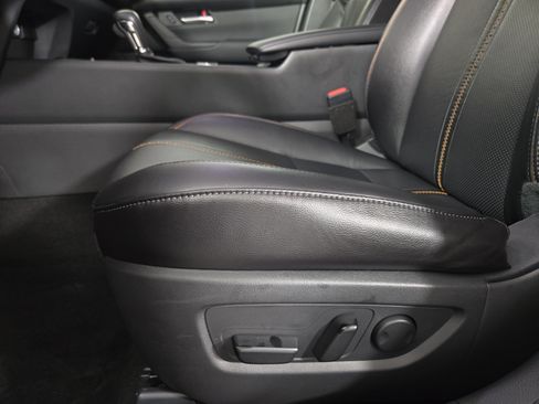 Used 2025 MAZDA CX-50 AWD 2.5 S w/ Premium Plus Pkg image 30