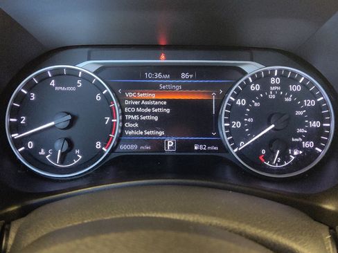 Used 2024 Nissan Sentra SV FWD image 23