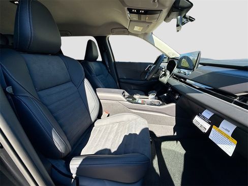 New 2026 Mitsubishi Outlander SE image 29