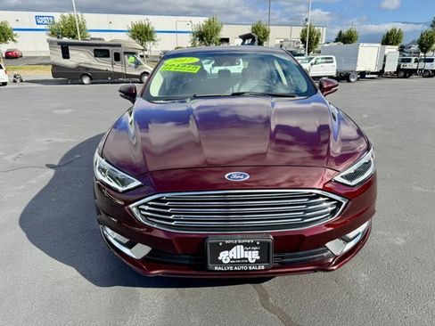 Used 2017 Ford Fusion Energi SE image 2