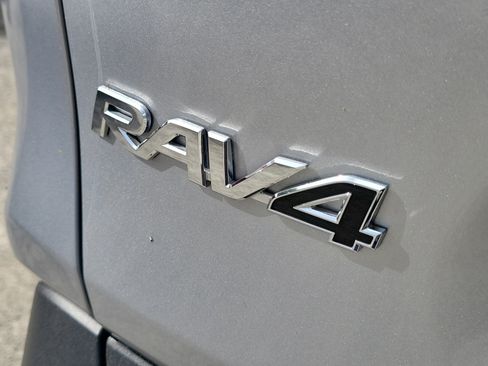 Used 2025 Toyota RAV4 LE FWD image 10