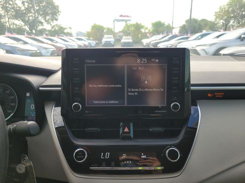 Used 2022 Toyota Corolla LE FWD image 26