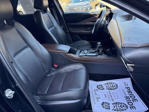 Used 2024 MAZDA CX-30 AWD 2.5 S w/ Premium Package image 12