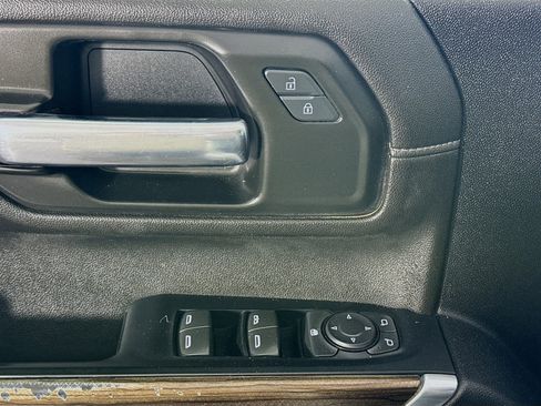 Used 2023 Chevrolet Silverado 2500 LT w/ Convenience Package image 23