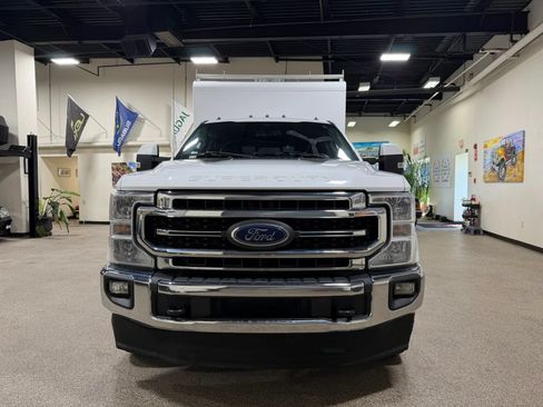 Used 2020 Ford F350 4x4 Crew Cab DRW Super Duty image 2