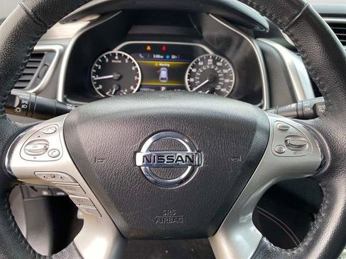 Used 2018 Nissan Murano SV image 14