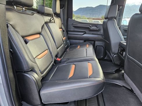 Used 2024 GMC Sierra 1500 AT4 w/ AT4 Premium Package AWD/4WD image 34