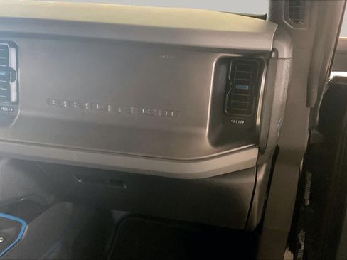 Used 2024 Ford Bronco Black Diamond AWD/4WD image 16