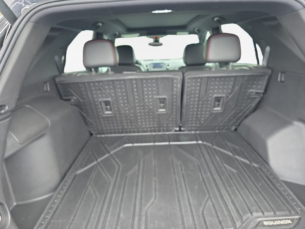 Used 2022 Chevrolet Equinox RS w/ LPO, Floor Liner Package FWD image 24