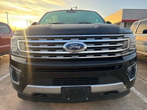 Used 2020 Ford Expedition Limited AWD/4WD image 2