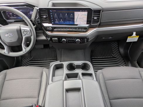 New 2026 Chevrolet Silverado 1500 RST AWD/4WD image 8