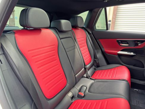 Used 2024 Mercedes-Benz GLC 43 AMG 4MATIC image 49