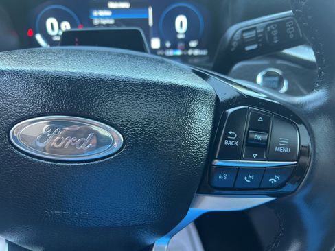 Used 2025 Ford Explorer Platinum w/ LUX Leather Package image 28