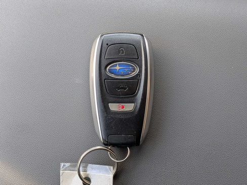 Used 2025 Subaru Outback Onyx Edition AWD/4WD image 30