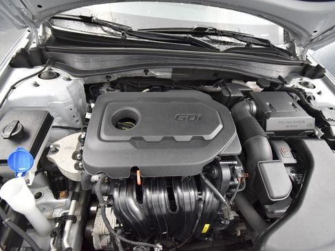 Used 2019 Kia Optima LX image 16