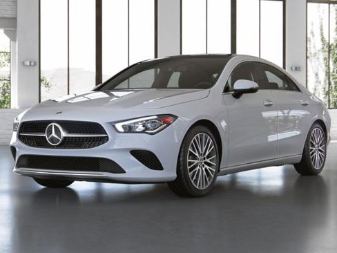 Used 2022 Mercedes-Benz CLA 250 image 1