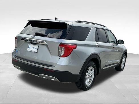 Used 2023 Ford Explorer XLT w/ Equipment Group 202A RWD image 10