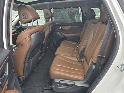 Used 2023 Acura MDX SH-AWD w/ Technology Package image 13