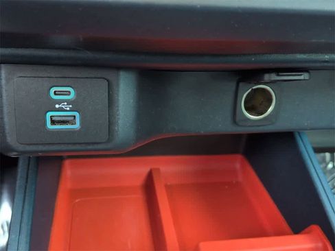 Certified 2022 Ford Maverick XLT w/ Equipment Group 300A Standard image 31