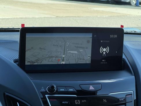 Certified 2025 Acura RDX w/ Technology Package image 17