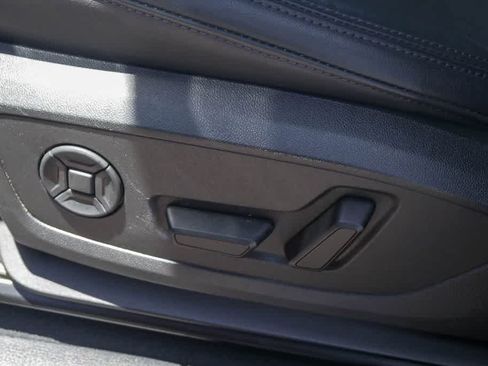 Used 2025 Audi Q3 2.0T Premium w/ Convenience Package AWD/4WD image 22