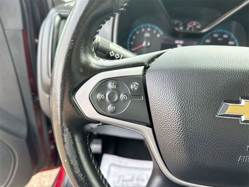 Used 2020 Chevrolet Colorado LT w/ Safety Package image 17