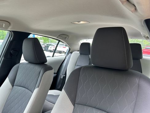 Used 2024 Toyota Corolla LE FWD image 22