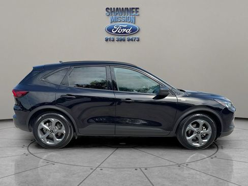 Certified 2025 Ford Escape ST-Line image 4