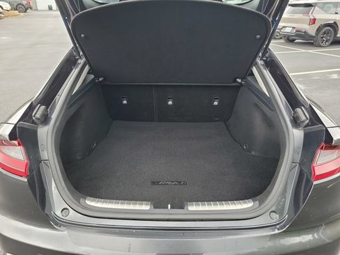 Used 2019 Kia Stinger Premium RWD image 8