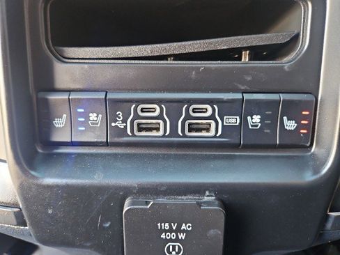 Used 2019 RAM 1500 Limited image 29