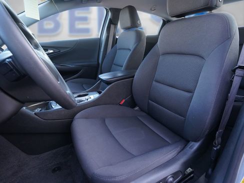 Used 2024 Chevrolet Malibu LT image 9