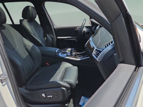 Used 2022 BMW X5 xDrive45e AWD/4WD image 18