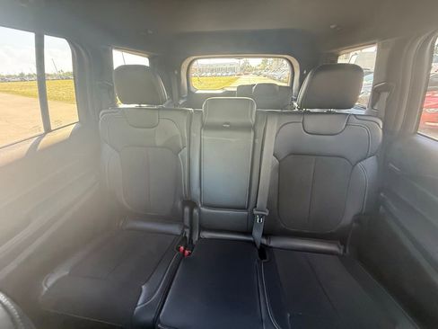 Certified 2025 Jeep Grand Cherokee L Altitude image 25