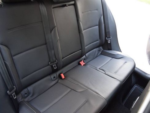 Used 2015 Volkswagen Golf TDI S FWD image 47