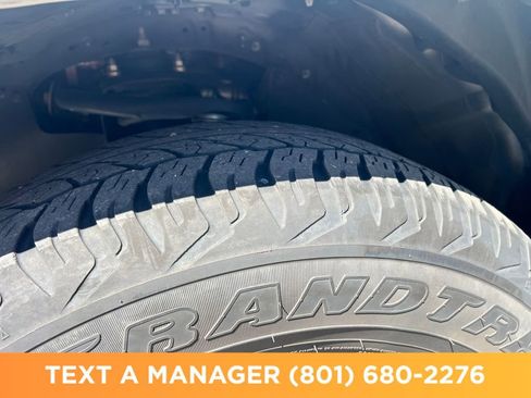 Used 2023 Toyota 4Runner TRD Off-Road Premium w/ Moonroof Package AWD/4WD image 13