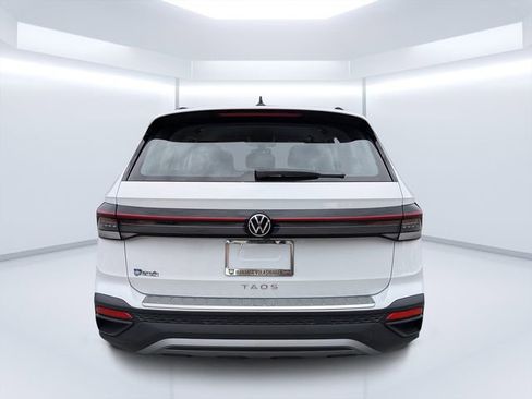 New 2026 Volkswagen Taos S image 4