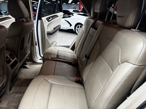 Used 2015 Mercedes-Benz ML 350 4MATIC image 40