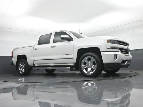 Used 2017 Chevrolet Silverado 1500 LTZ Z71 w/ LTZ Plus Package image 55