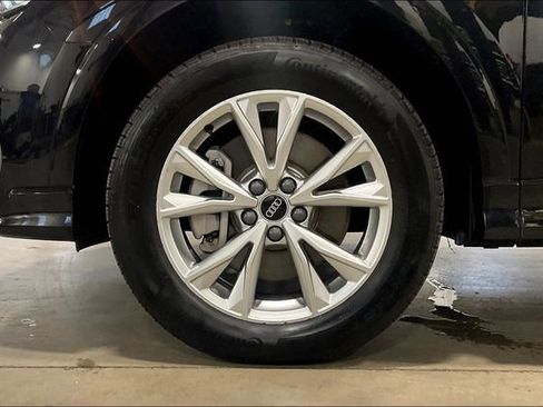 Certified 2024 Audi Q3 2.0T Premium Plus w/ Premium Plus Package image 9