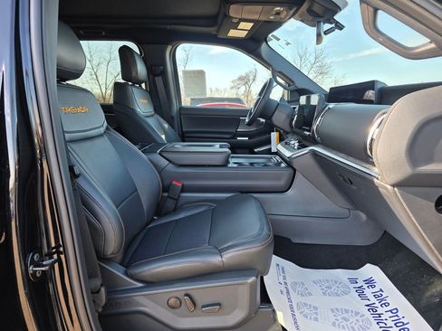 New 2025 Ford Expedition Tremor image 46