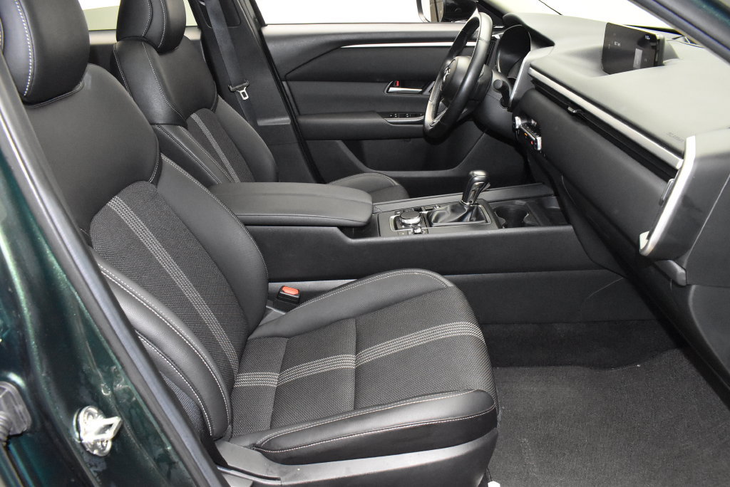 Used 2025 MAZDA CX-50 AWD 2.5 S w/ Premium Package image 26